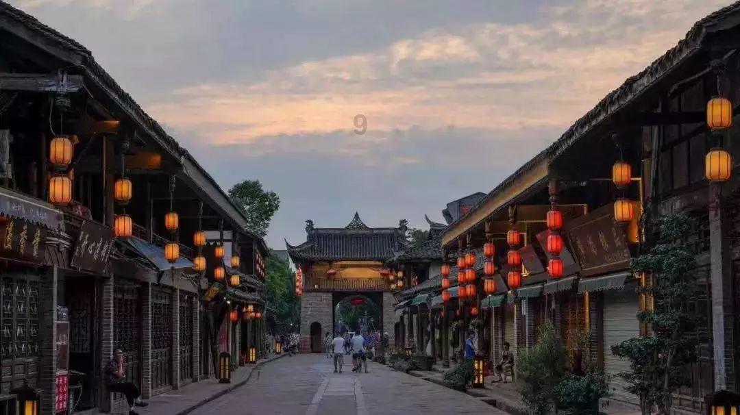 40岁B级片女星惨死,音乐大师获刑19年,他是天才还是恶魔?